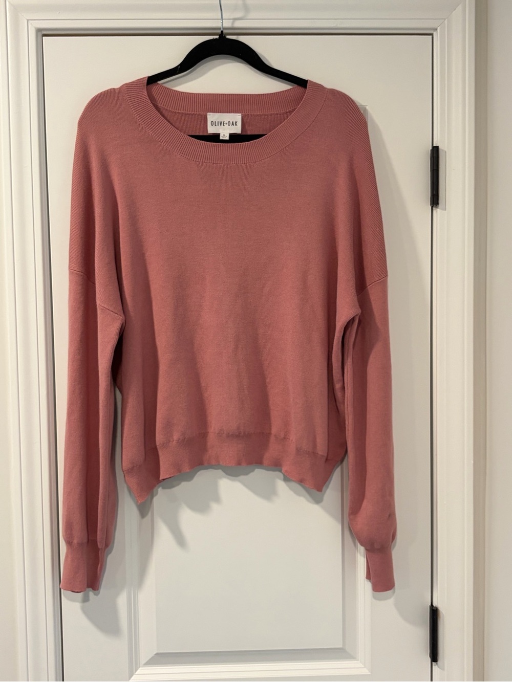 3/$20 Olive & Oak Dusty Rose Scoopneck Pullover Sweater